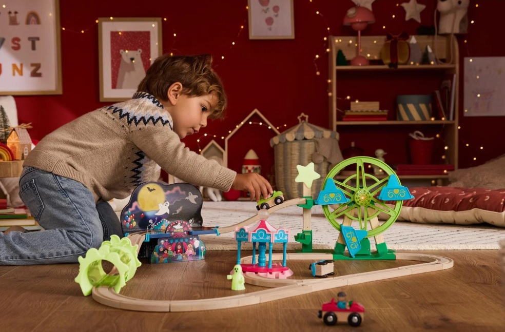 KidLand Drevená železnica Zábavný park 1